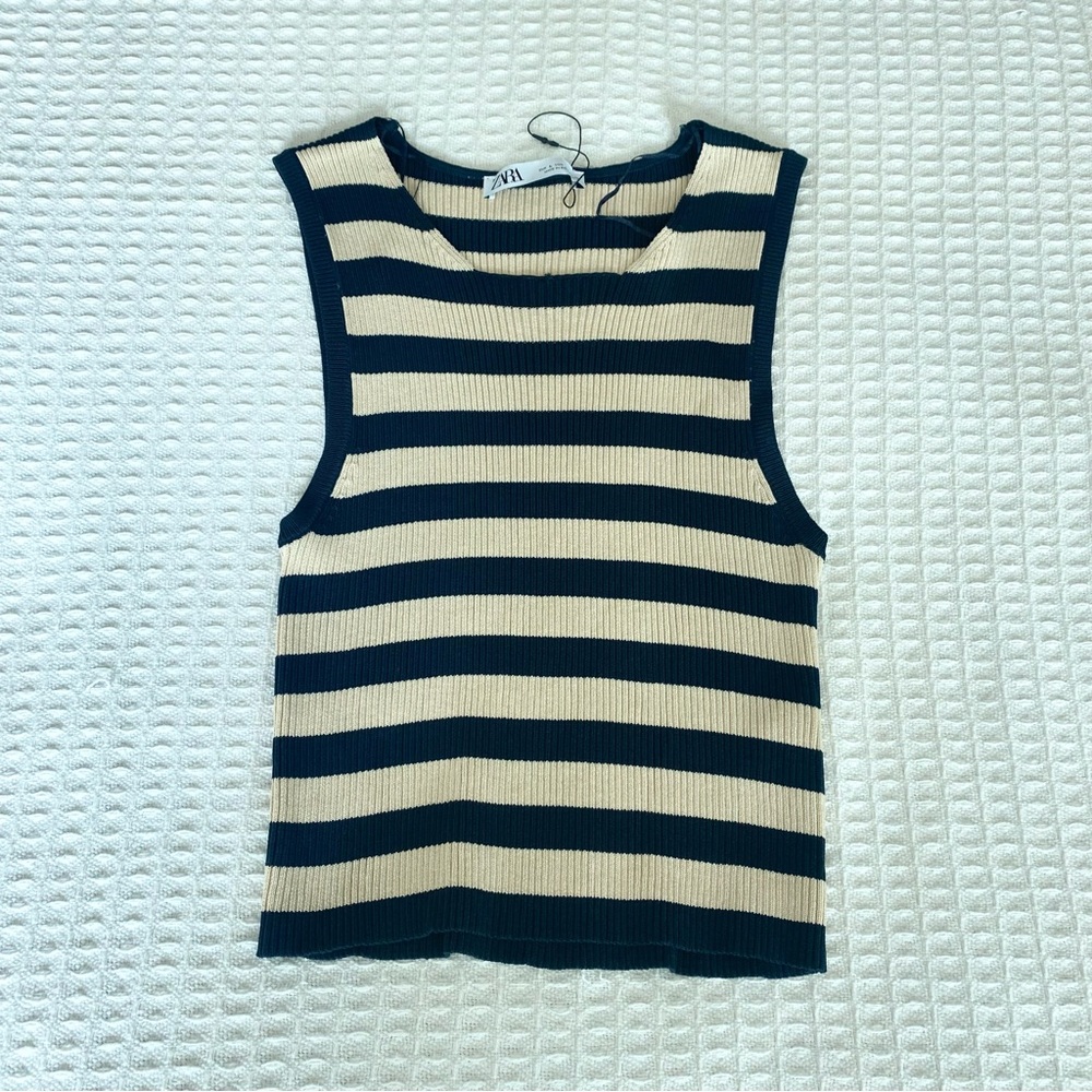 Zara Black and Cream Striped Crop Top
